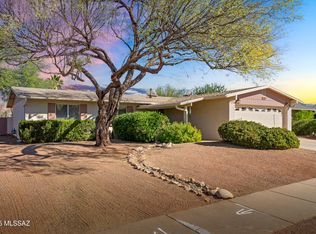 7451 E La Cienega Dr, Tucson, AZ 85715