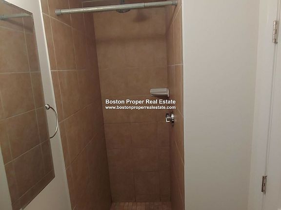 70 Joy St. #14 Boston - Beacon Hill Unit Photo 5 (1)