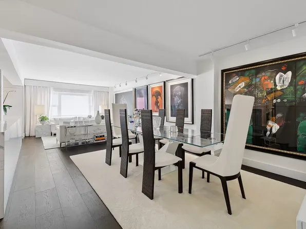 100 57, Manhattan, NY 10019