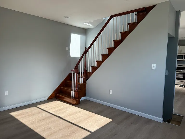 living room stair to upstairs