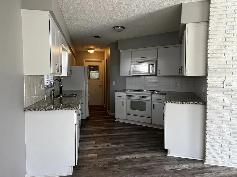 205 Melbourne Ave — Photo 5
