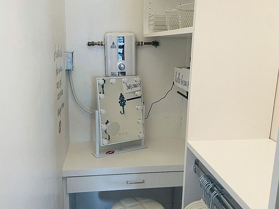 4th image of 1768 SW 22nd Ave #1
