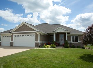 16188 188th St, Manchester, IA 52057