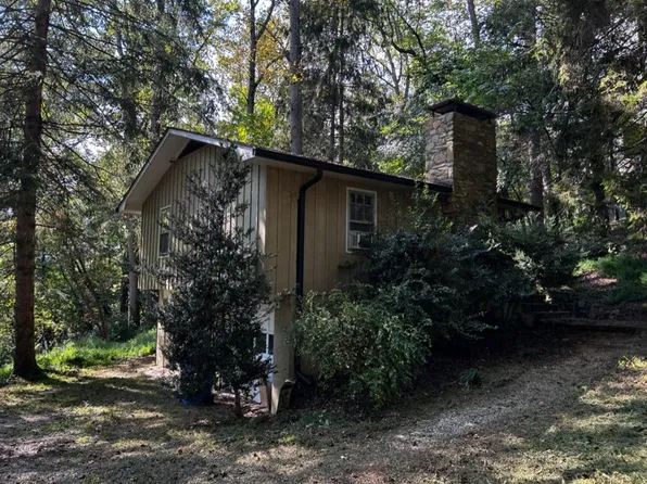 11 Boden Ln, Asheville, NC 28806