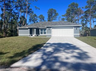 1356 Rugby Ln, Labelle, FL 33935