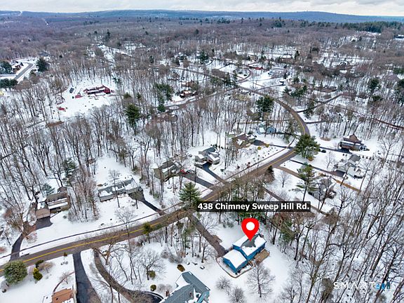 4th image of 438 Chimney Sweep Hill Road