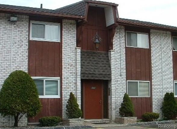 1st image of 7552 Woodview St APT 3