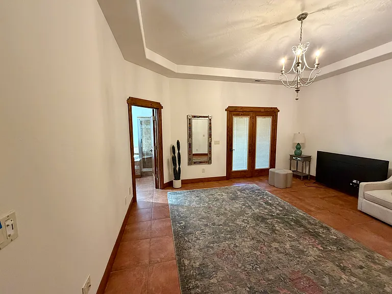 1719 N Sage Cir — Photo 12