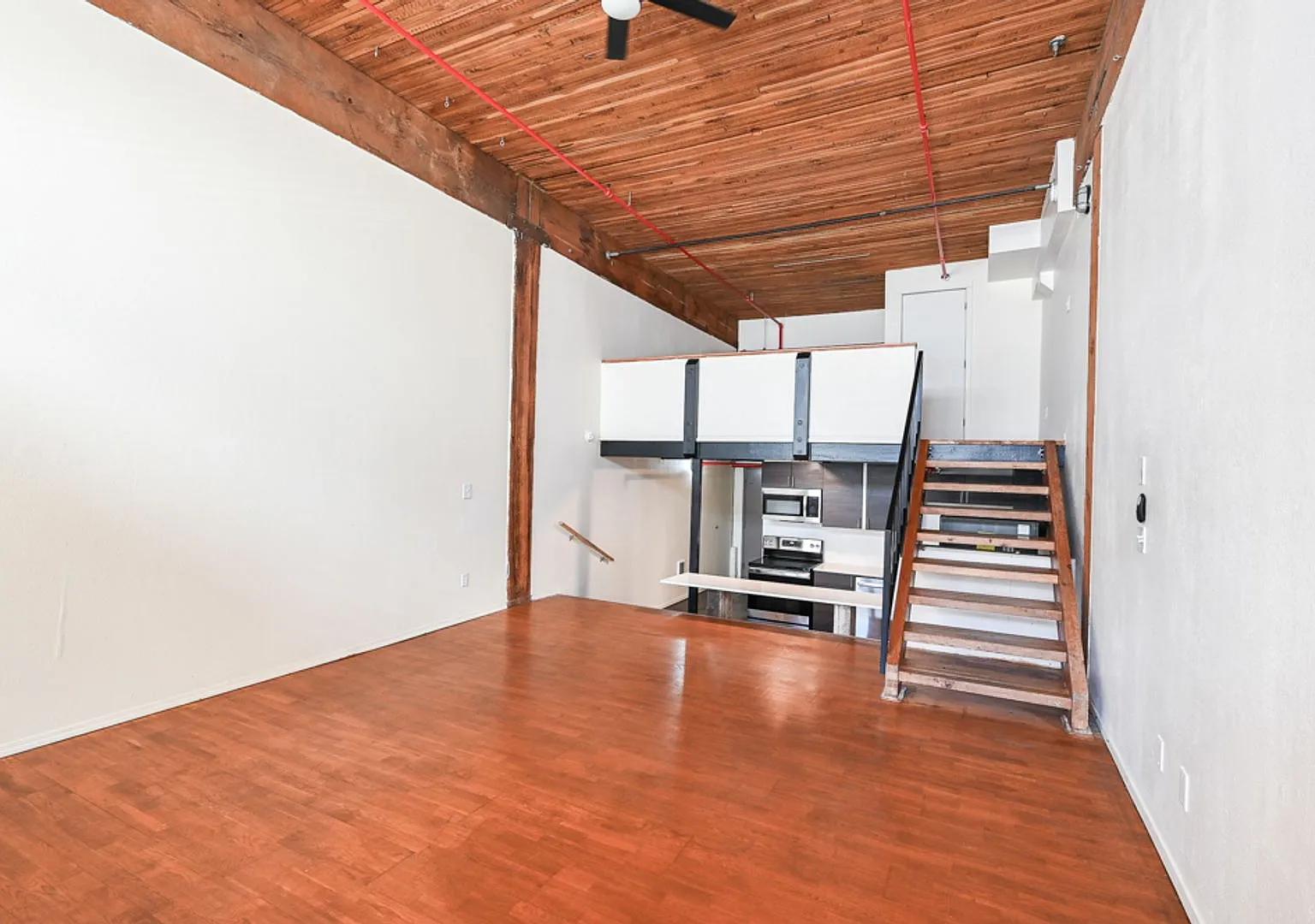 Everett Station Lofts — Photo 3