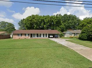 3306 Whitesburg Dr SW, Huntsville, AL 35801