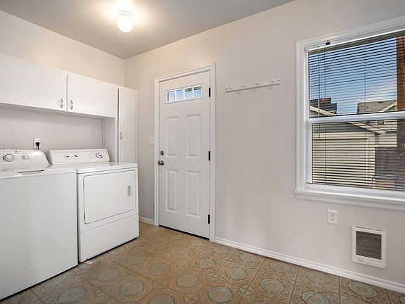 5th image of 3309 6th Ave