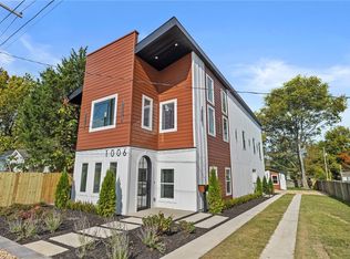 1006 W Center Ave, Springdale, AR 72764