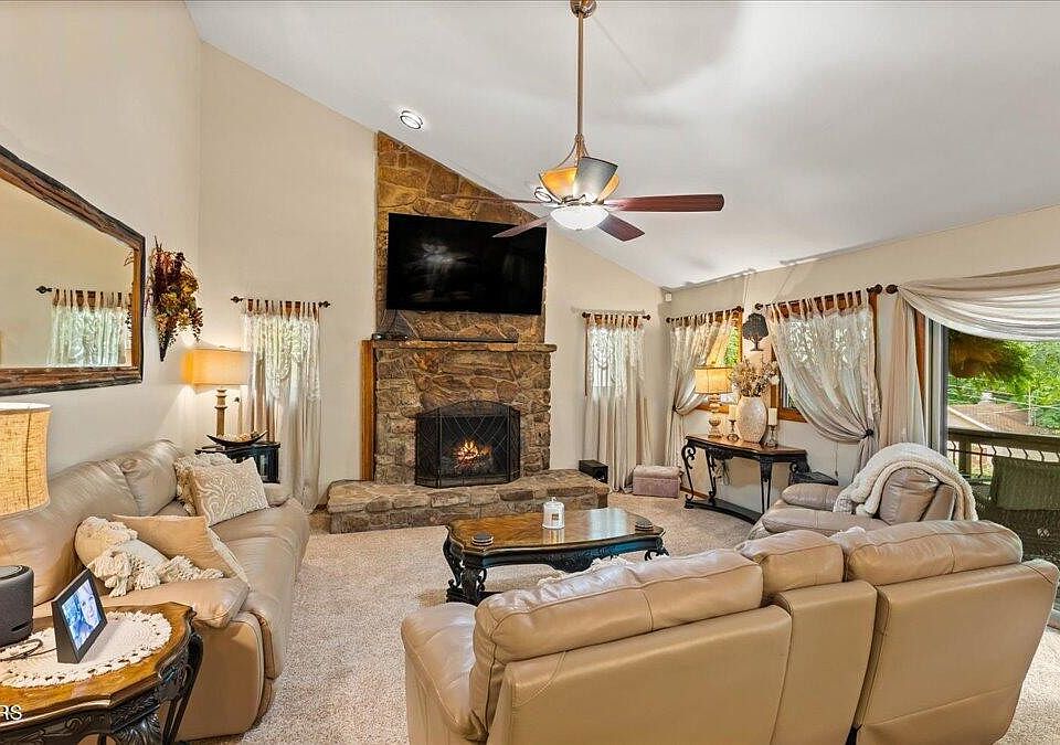 573 Hilltop Dr, Jacksboro, TN 37757 | Zillow