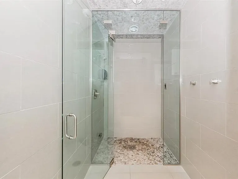 17637 Gawthrop Dr #104 — Photo 59