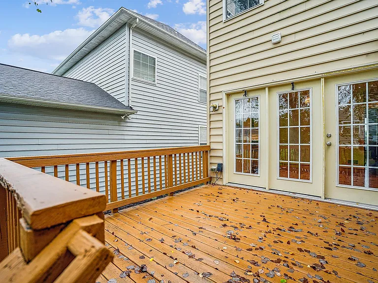 9305 Sumner Lake Blvd — Photo 32