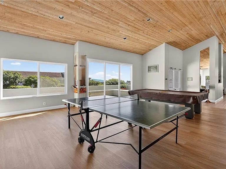 22831 Mariano Dr — Photo 27