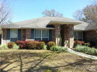 1644 Condor Dr, Cantonment, FL 32533