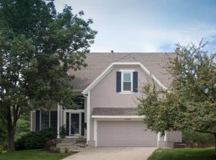 11452 King Ln, Overland Park, KS 66210