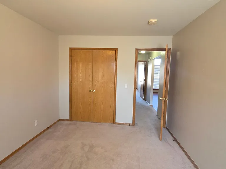 6820 NW 135th Cir — Photo 6