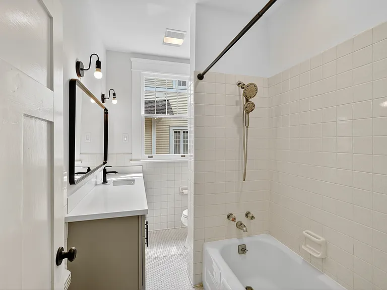 1725 Pine St #A — Photo 6