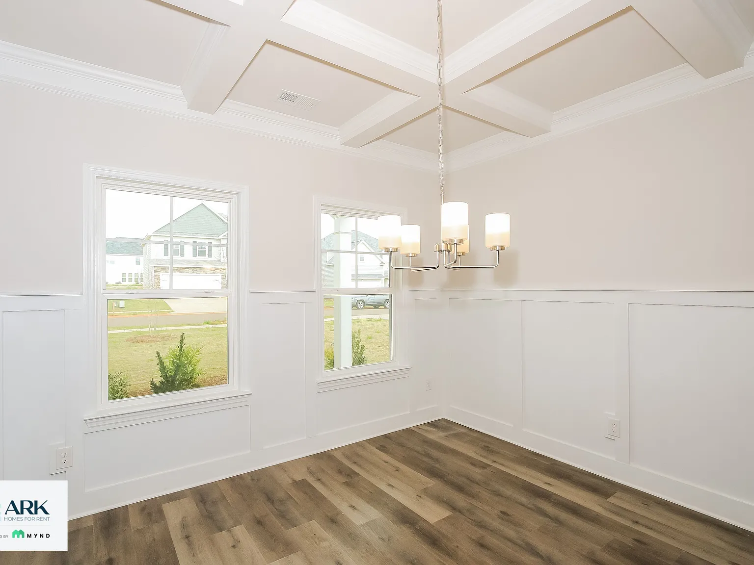 4 bed, 3.0 bath, 2548 sqft, $2,465 — Photo 4