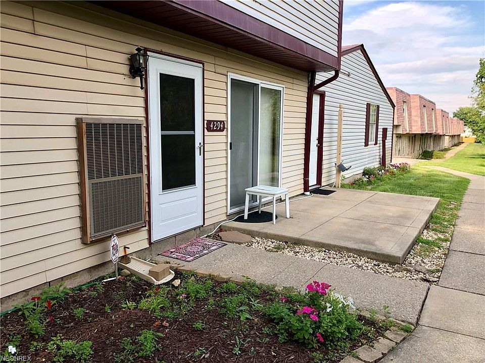 1st image of 4294 Bennington Blvd #7C