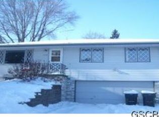 2729 S Magnolia Ct, Sioux City, IA 51106