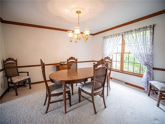 3rd image of 132 Crestwood Dr