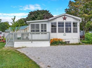 12 Eagle Lane, South Hero, VT 05486
