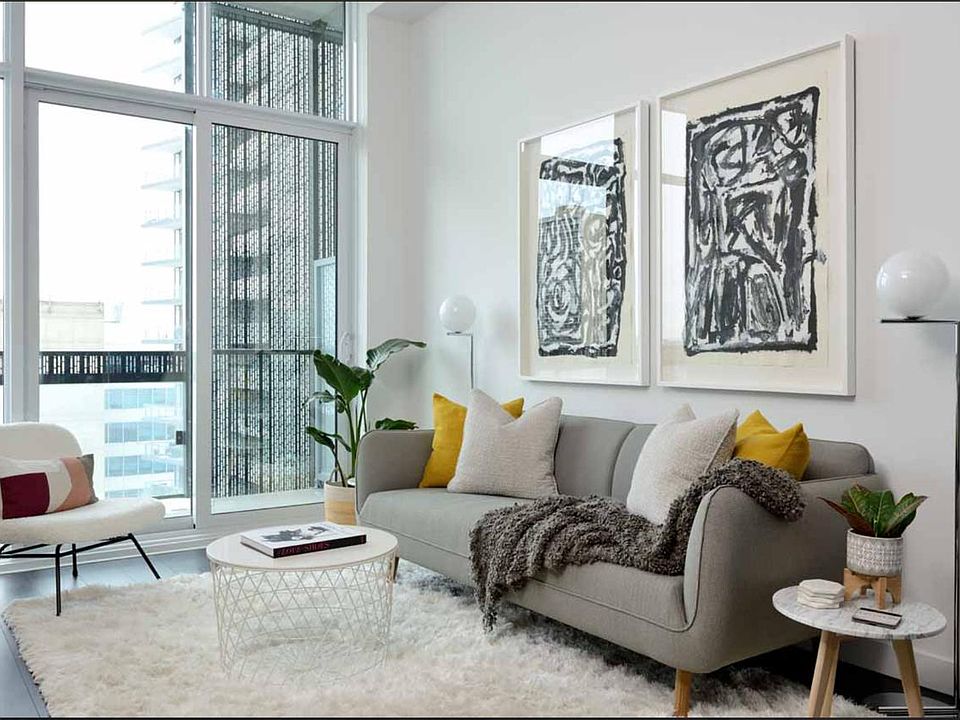 2nd image of 15 Roehampton Ave #318