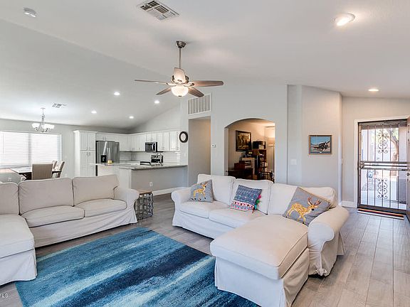 4th image of 21119 N 92nd Ln