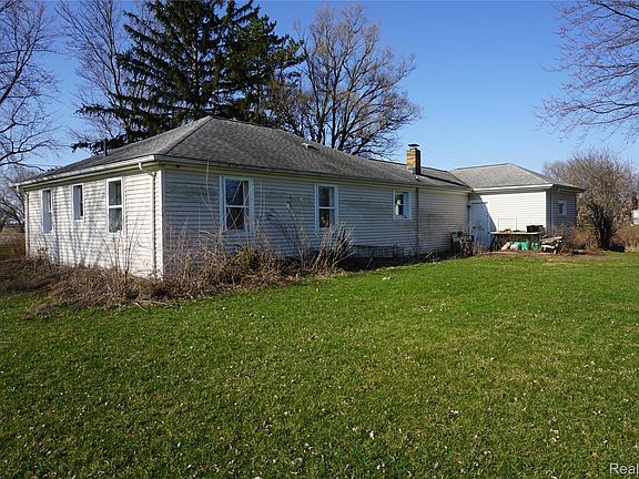 5th image of 4145 Janes Rd