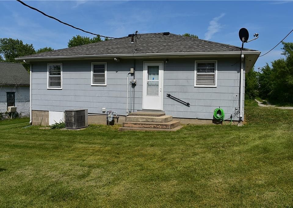 703 S Main St, Grant City, MO 64456 Zillow