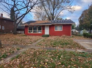 1007 Capital St, Wisconsin Dells, WI 53965