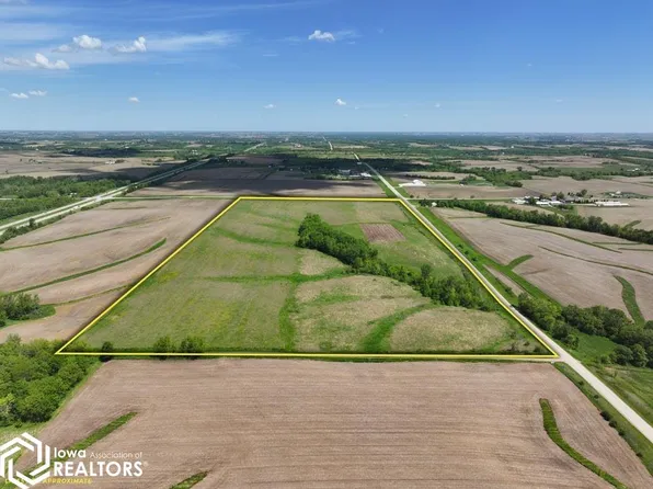 3093 175th St, Riverside, IA 52327