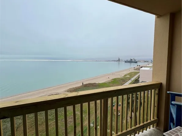 4000 Surfside Blvd APT 702, Corpus Christi, TX 78402