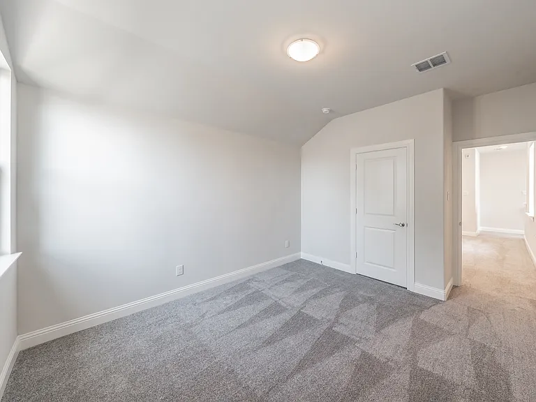 241 Gardenia Dr — Photo 45