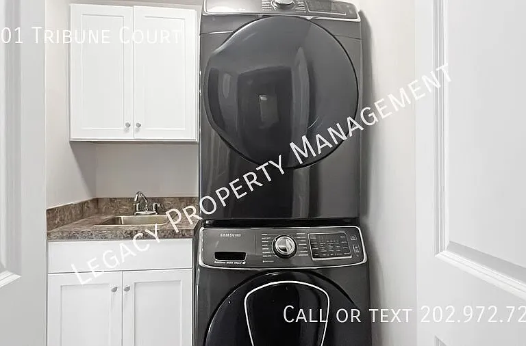 3201 Tribune Ct — Photo 12