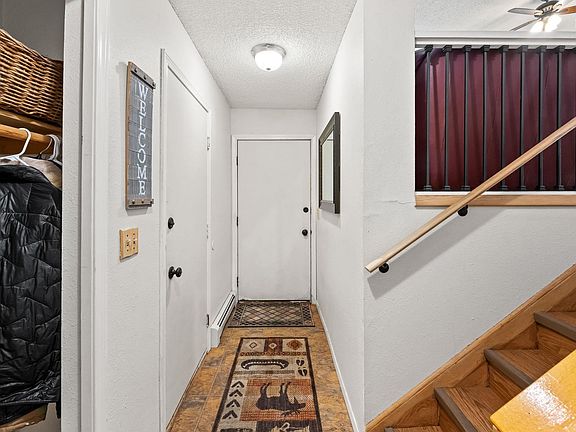 3rd image of 3338 Montana Cir