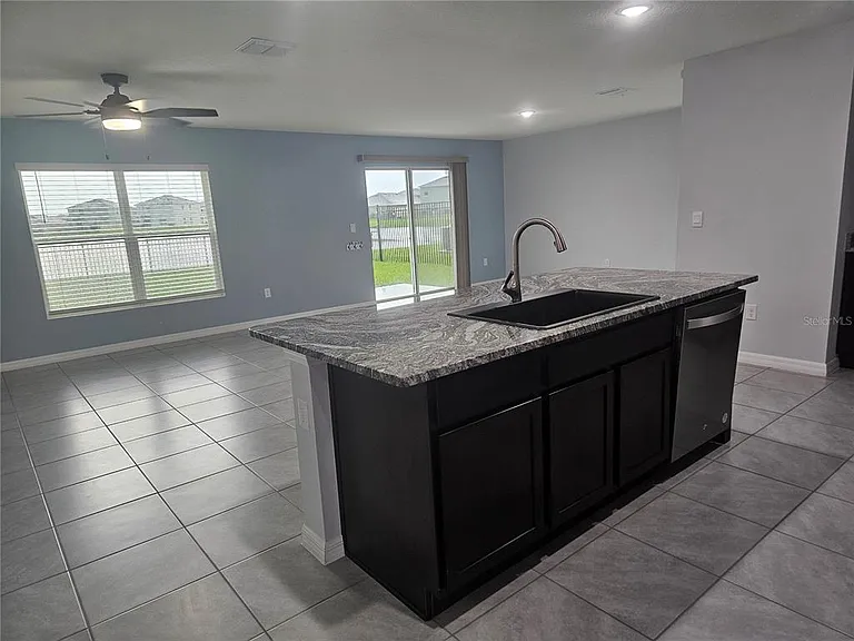 10116 Charlotte Dr — Photo 56