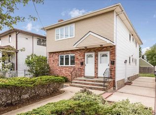 53 Firwood Rd, Port Washington, NY 11050