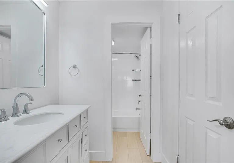 4670 W 13th Ln #411 — Photo 12