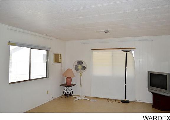 3rd image of 1687 Dean Dr