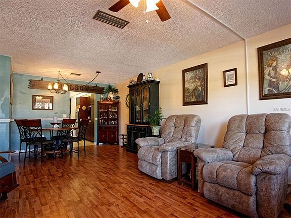 Living Room to Dinette/Kitchen