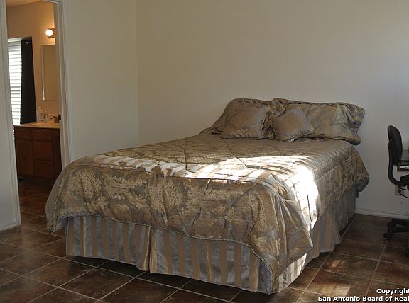 5th image of 315 Cypressgarden Dr