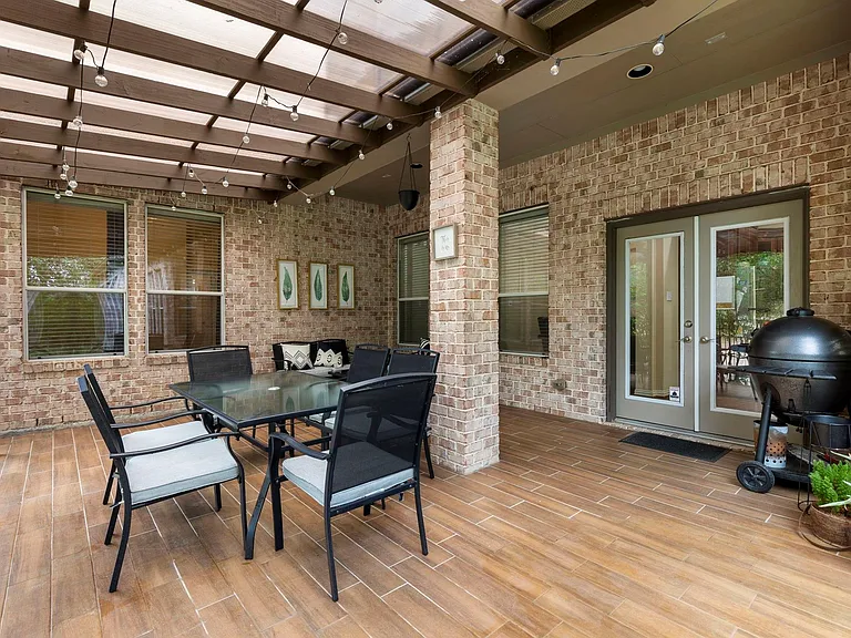 19 Driftdale Pl — Photo 1