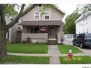 7711 Dearborn Ave photo 1