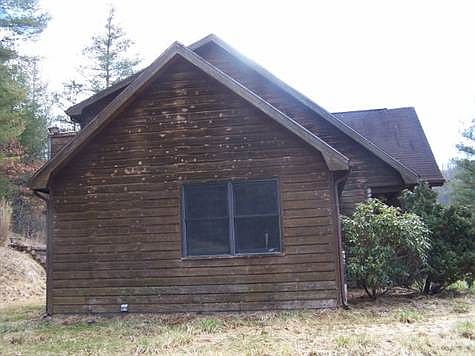 Side View of HOme