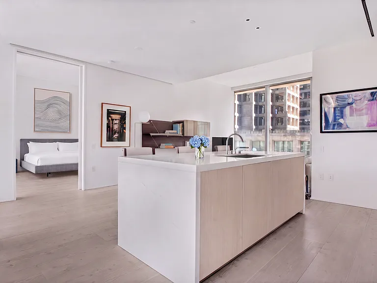 160 Leroy St #8AS — Photo 3