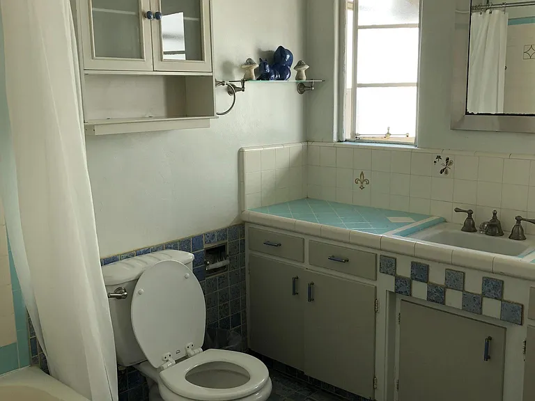 360 Adams Ave — Photo 30